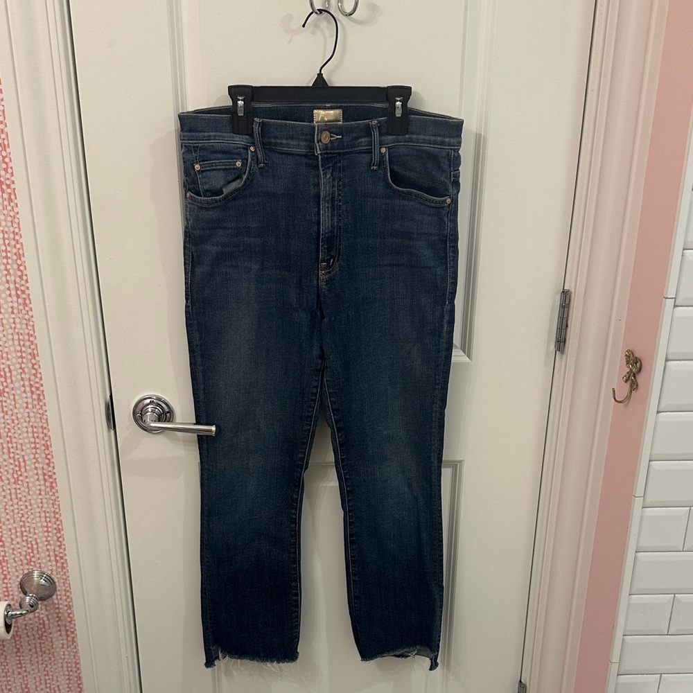 MOTHER jeans The Insider Crop Step Fray in wash Girl Crush size 32